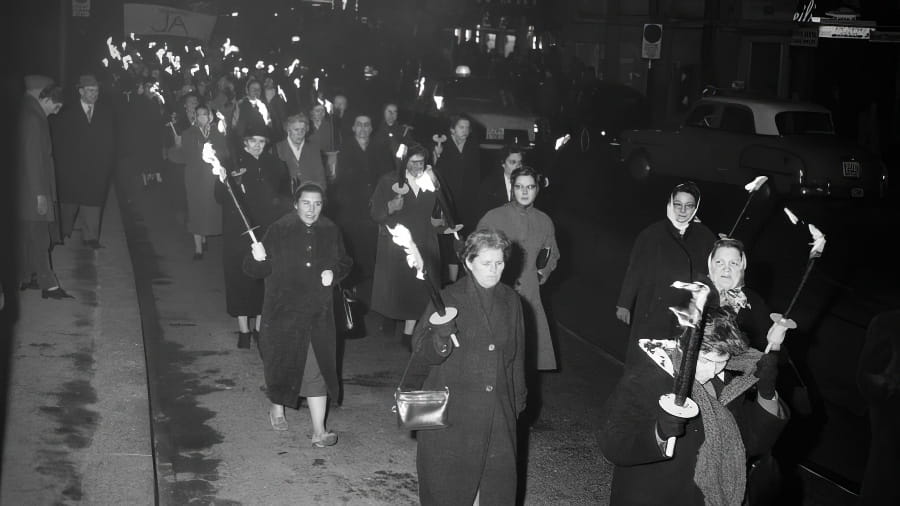 Manifestation à Zürich pour le suffrage féminin (1959)