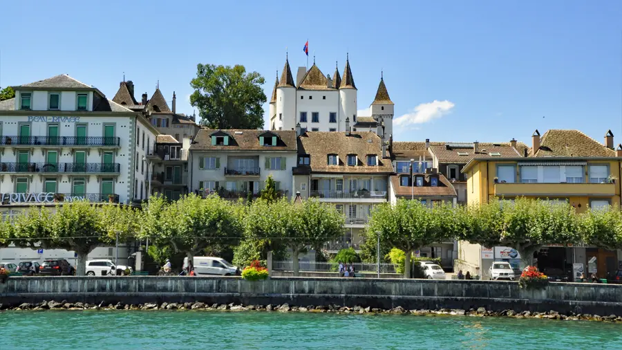 Le Château de Nyon au bord du Lac Léman